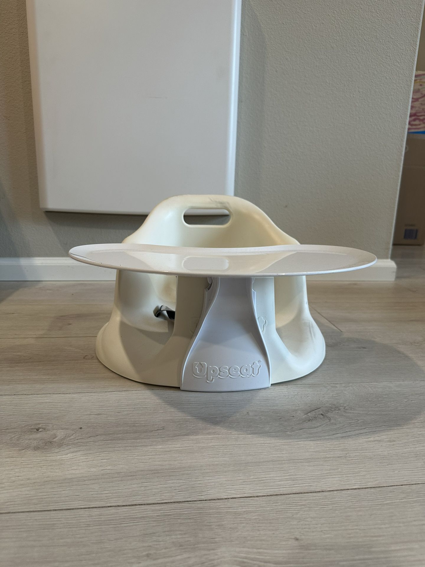 Upseat Baby Floor & Booster Seat