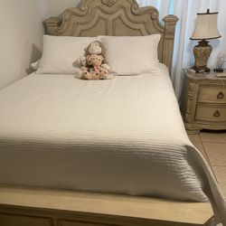 Room Furniture All Together!! Mirror ,dresser ,night Stand With Lamp, and Bed Frame but mattress Is not Included!!