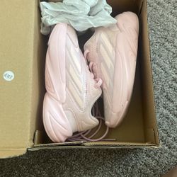 Toddler Adidas Size 7