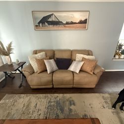 Reclining Leather Sofa From Gallery Furniture 