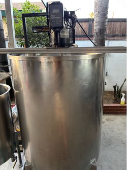 Stainless Steel Mixing Tank $2500
