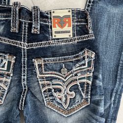 Men’s Size 30x32 Rock Revival Jeans Straight Fit 