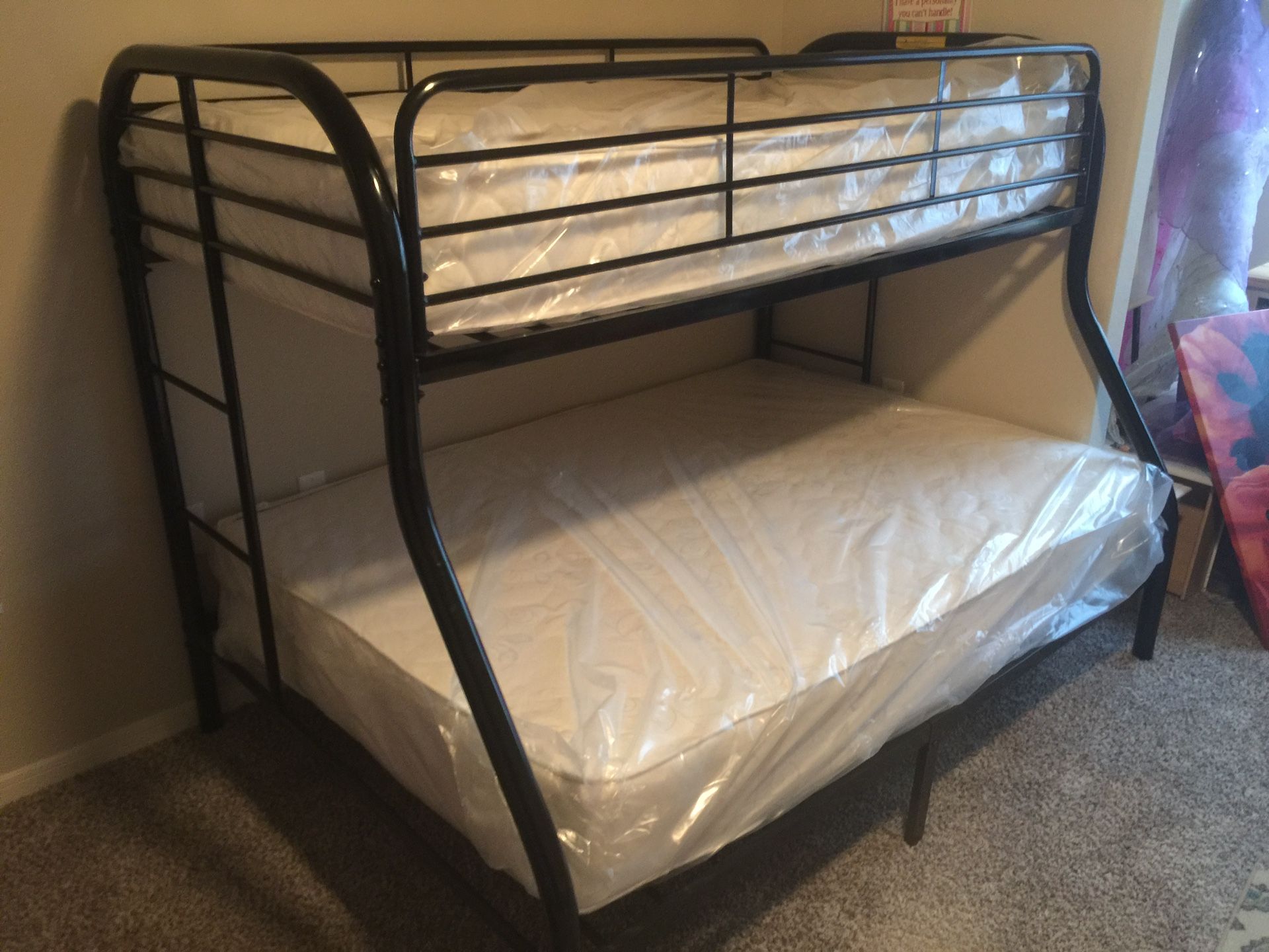 Twin / Full With Mattress