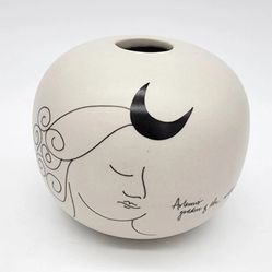 Cramercy Cream Colored Table Vase