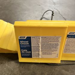 Camco Wheel Chocks