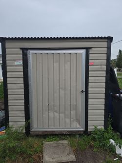 Storage house