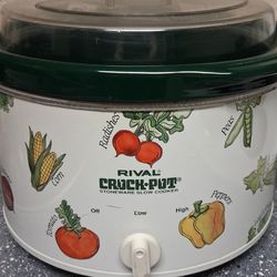 Rival 4 QT Crock Pot Pickup hours 2::00-10:45 rainbow/charleston cash only read description