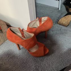 Women heels 7.5