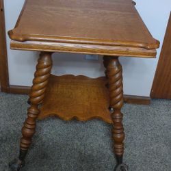 Antique Tiger Oak Parlor Table