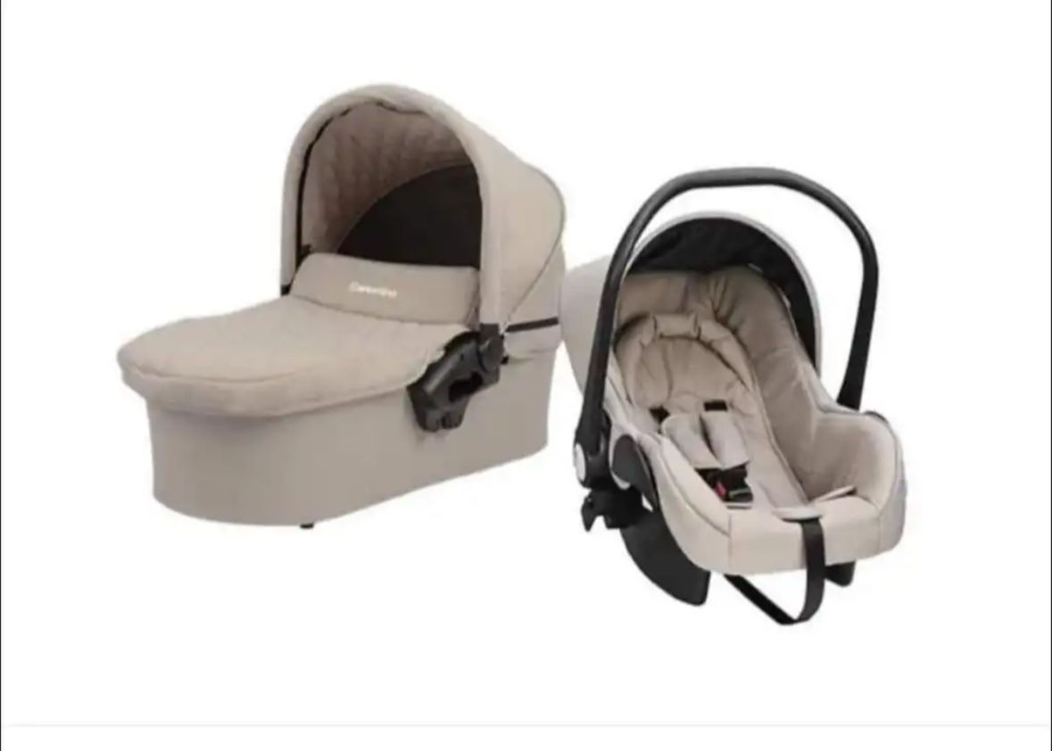 🍼 Car Seat and Bassinet Set by Carestino – Like New!