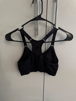 Black sports bra