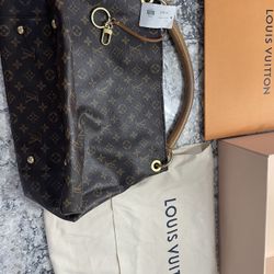 Louis Vuitton Hand Bag