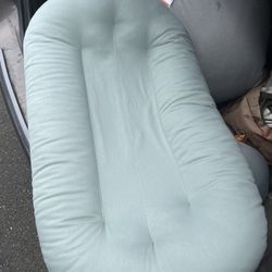 Free Baby Lounger 