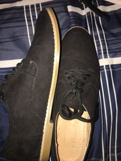 Cute black laced shoes