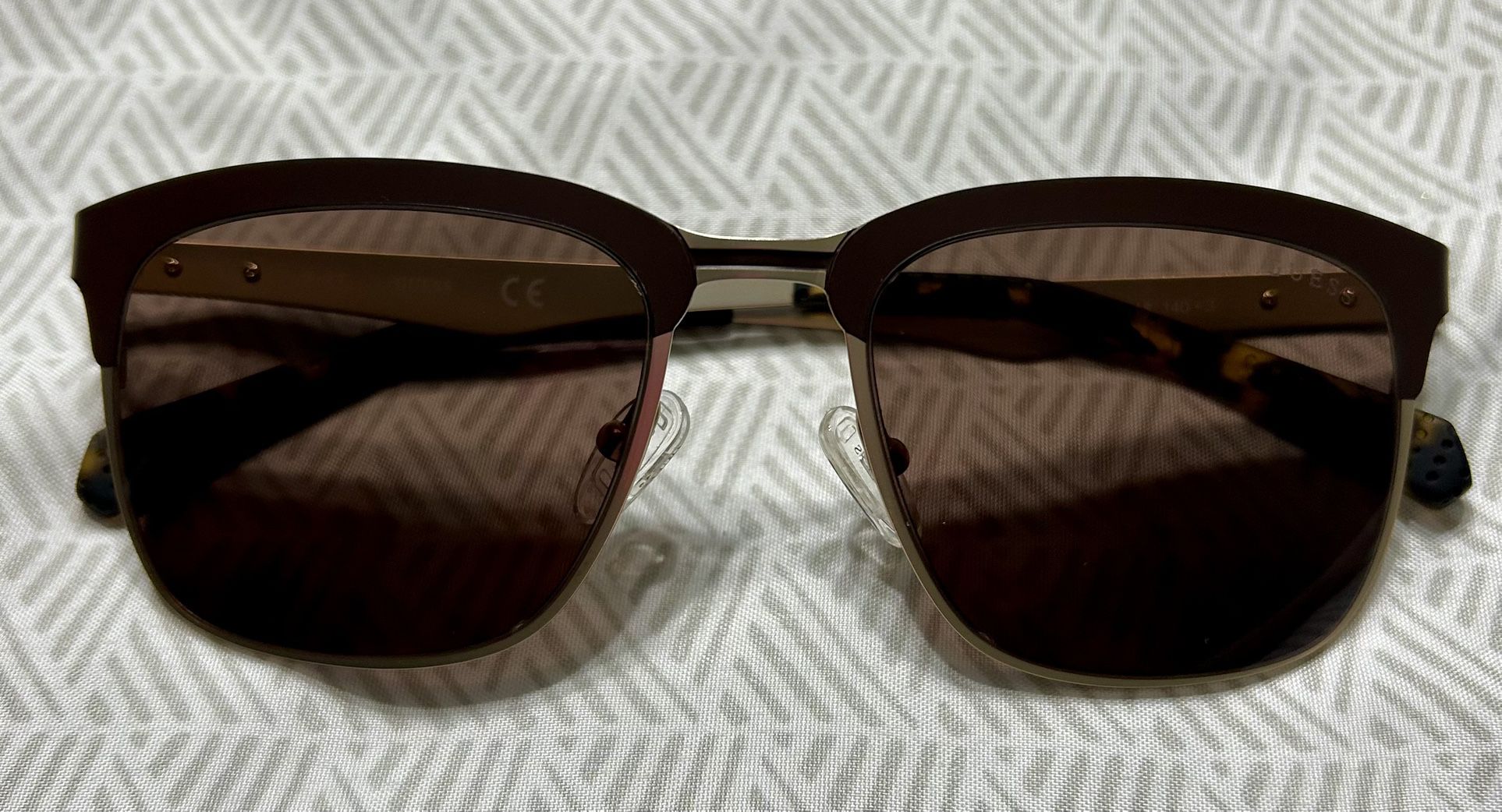 Guess Sunglasses (GU6900 Brown/Gold)
