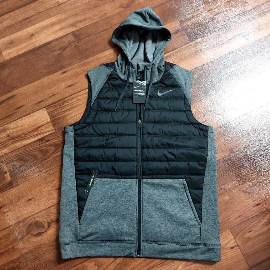 Nike Therma Winterized Men's Training Vest Full Zip BV4534-071 Standard Fit - Large