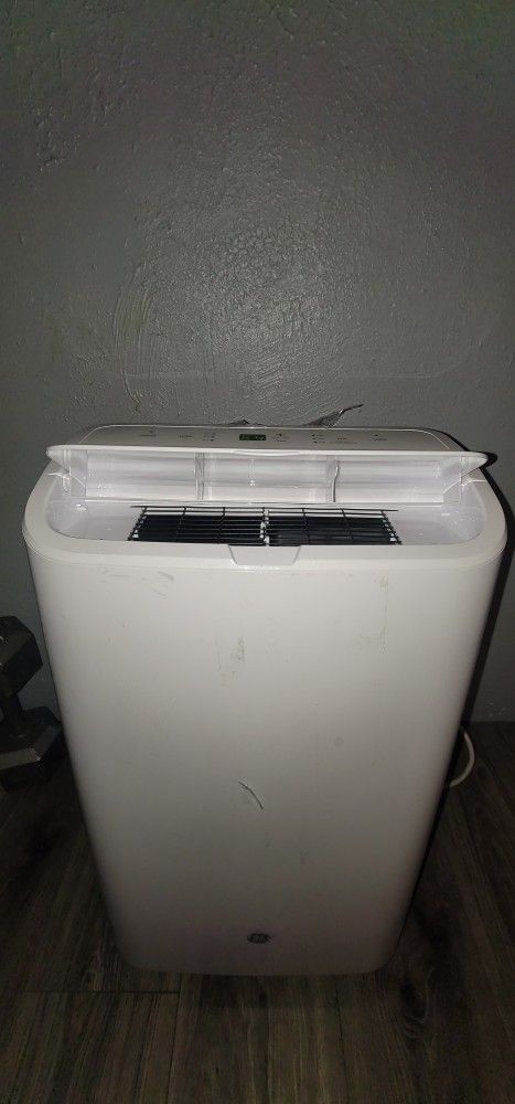 10,000 BTU Portable Ac Unit w/ Remote