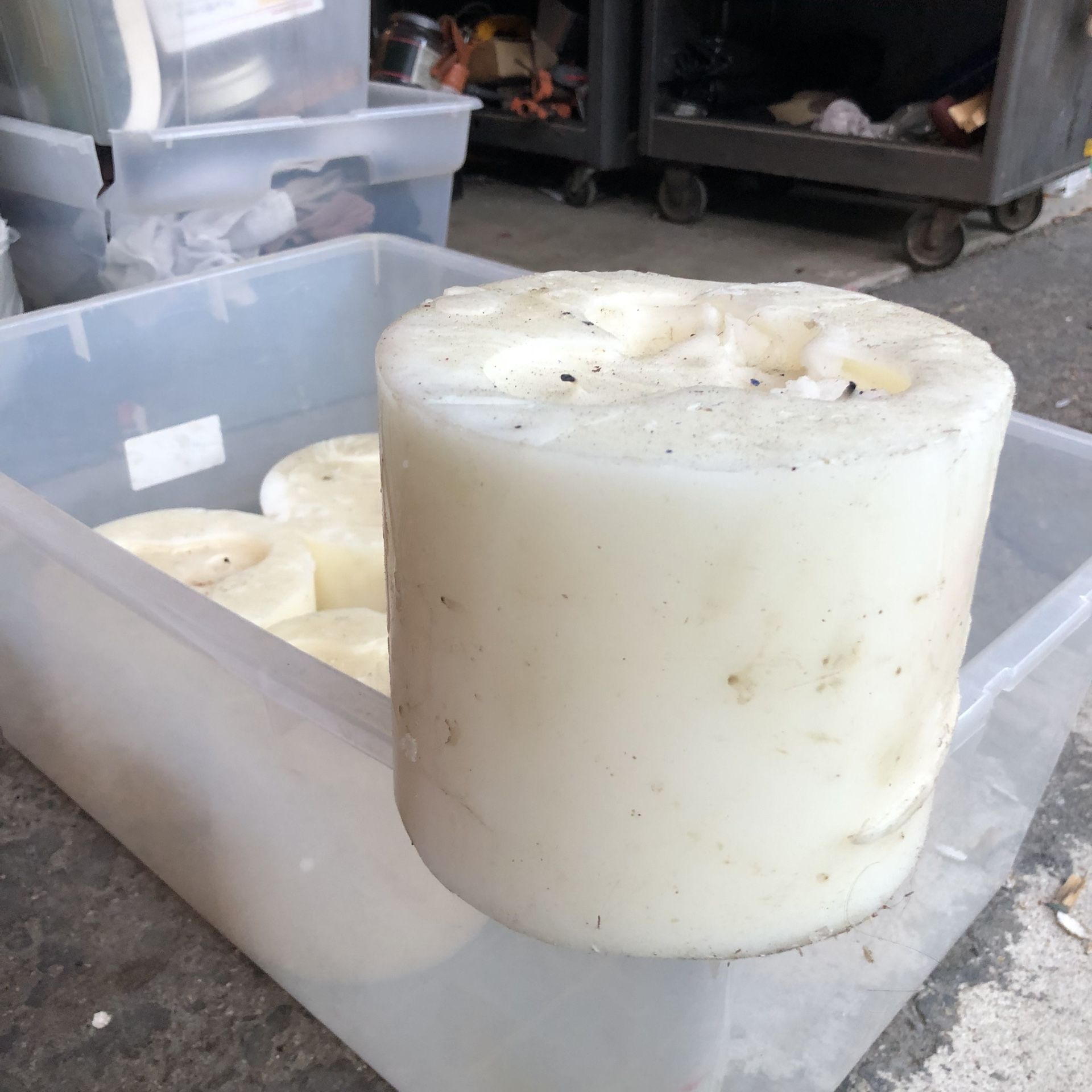 6 MULTI WICK BIG CANDLES