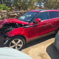 !!!FOR SOMEONE THAT WANTS IT FOR PARTS --2020 LAND ROVER
RANGE ROVER VELAR
P250 S