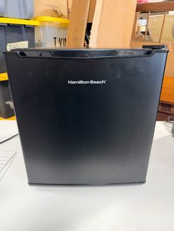 Hamilton Beach Mini Fridge Model REFHB17B 45.00