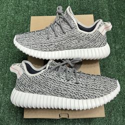 Adidas Yeezy 350 Turtle Dove size 11 VNDS