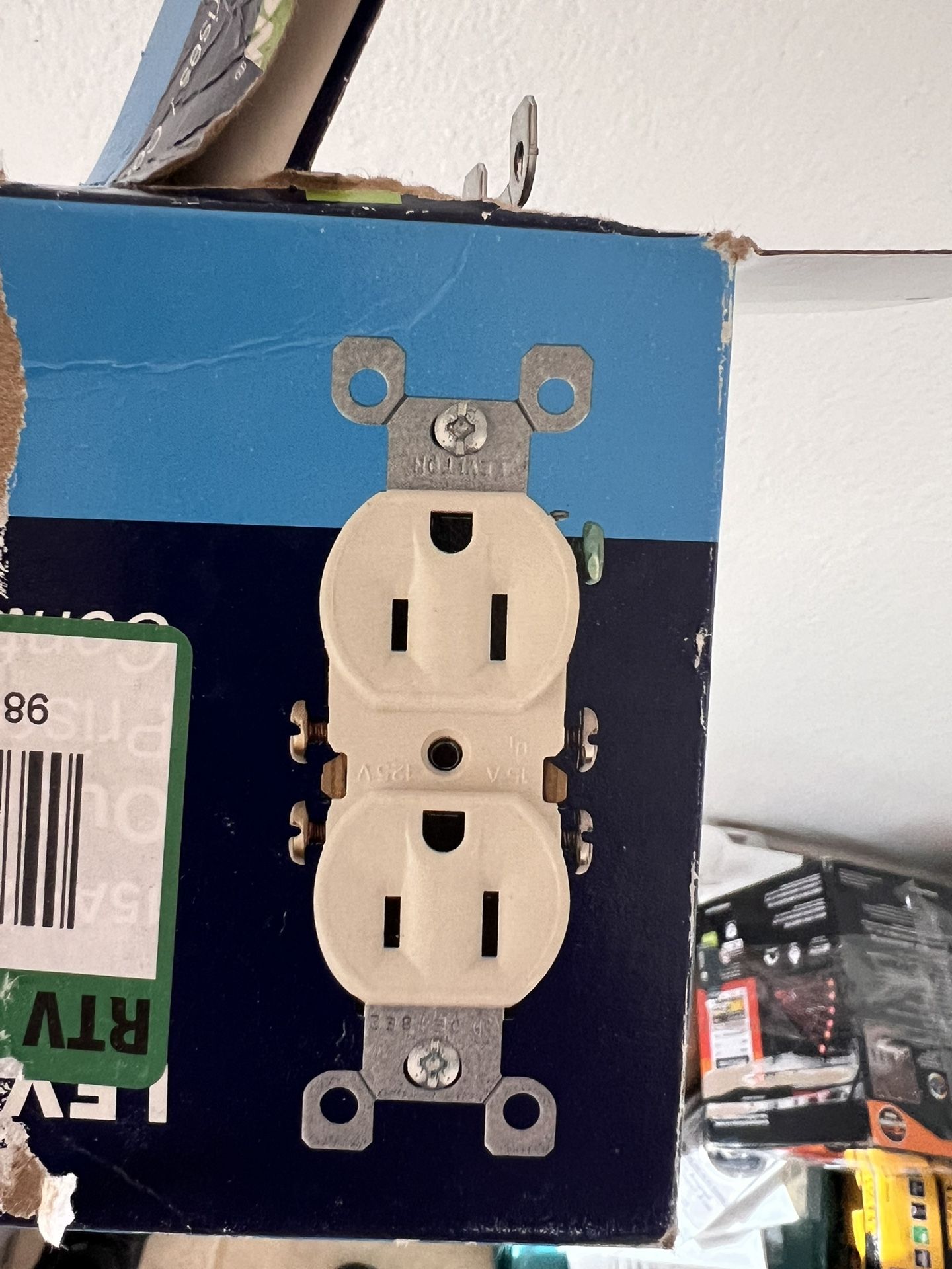 10 Pack Outlets