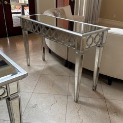Mirrored Side Table 