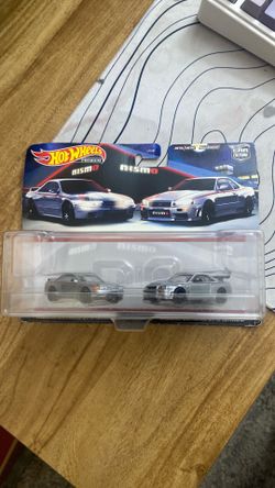 Hot Wheels Premiun - Nissan Skyline GTR BNR32 & BNR34