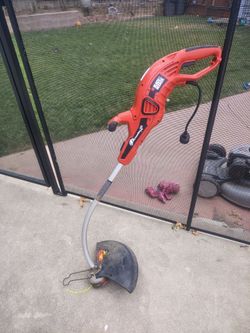 Black and Decker electric trimmer