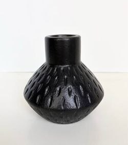 Small Black 5.5" Vase