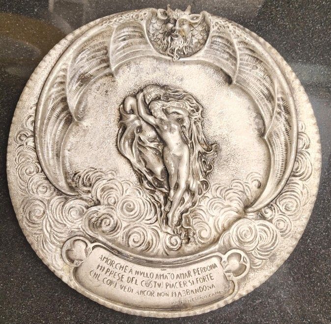 Antique Lovers Plate