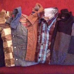 Lot of five men’s size small button down shirts and one sweater 