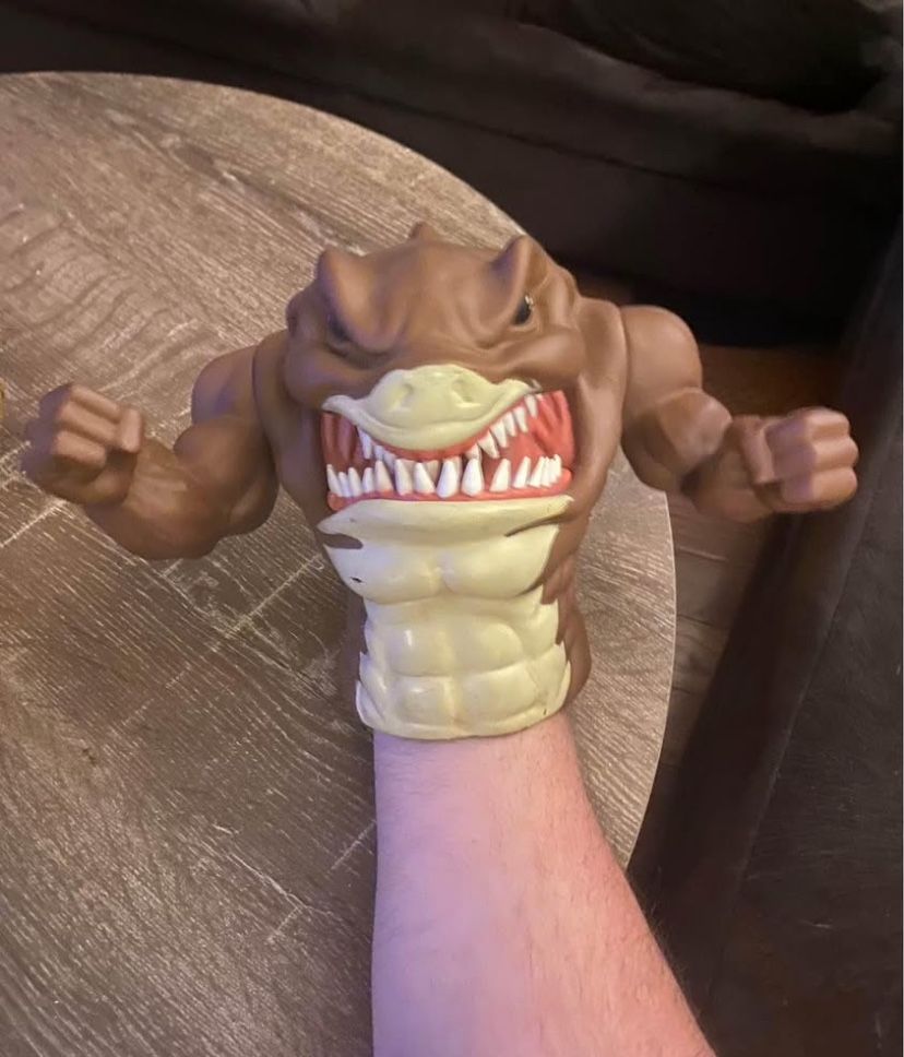 Vintage Streek sharks Puppet