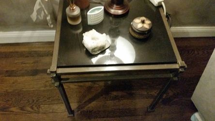 PIER ONE END TABLES -SET OF 2