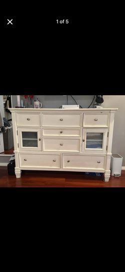 White Dresser