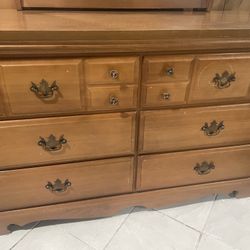 Chest With Mirror 