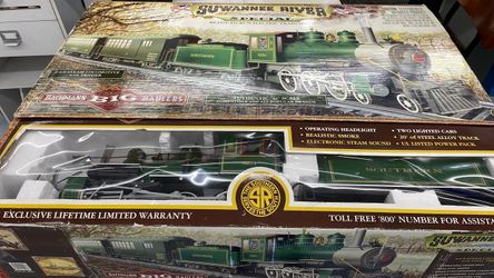 Suwannee River electric train set. Item No 453 (Shopgoodwill)