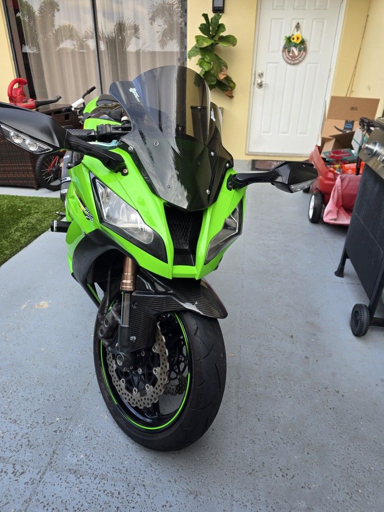 2011 Kawasaki Ninja zx10r