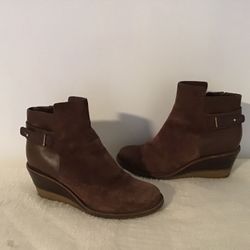 Cole Hahn Waterproof Brown Suede Leather Ankle Wedge  Booties  Size 7.5 B