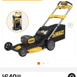 DEWALT 2x20V MAX 21 in. Cordless Battery Powered Self Propelled Lawn Mower Brand New $300