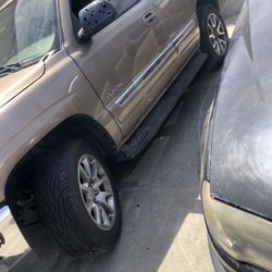 2004 GMC YUKON 5.3 2D 147KMILES SUPPER CLEAN SELL FOR PARTS 