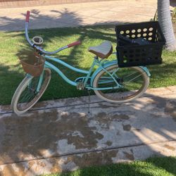 Huffy Deluxe Cruiser
