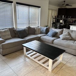 Sectional Grey/beige