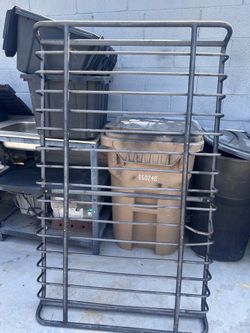 Rooftop cargo basket/rack