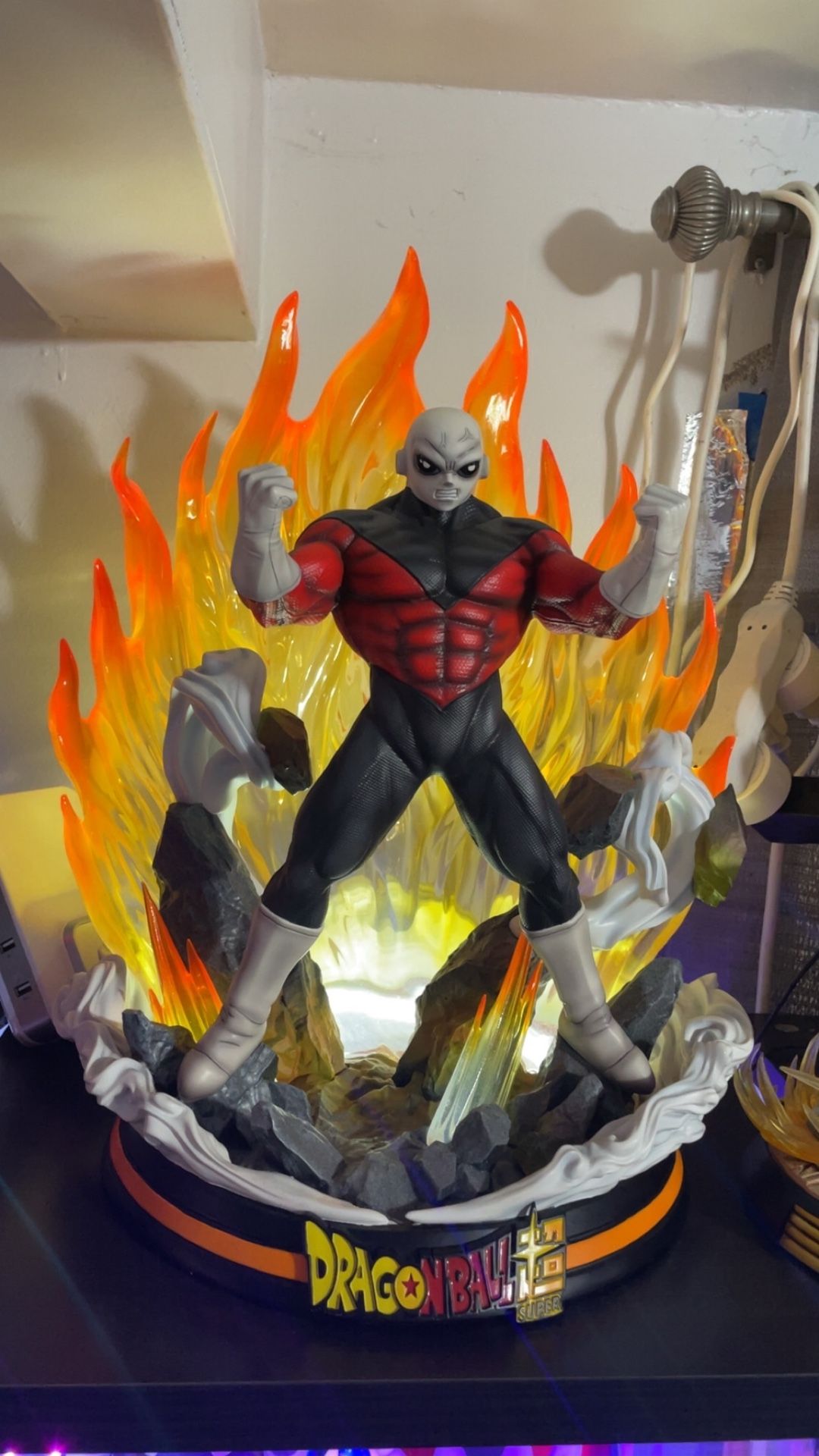Dragon Ball Super Giren Statue