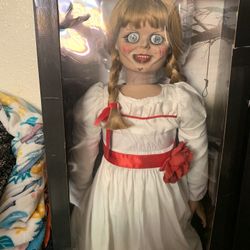 annabelle Replica doll