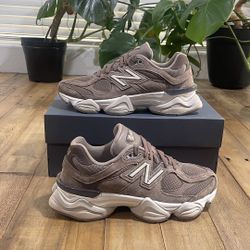 New Balance 9060 Mushroom Brown 