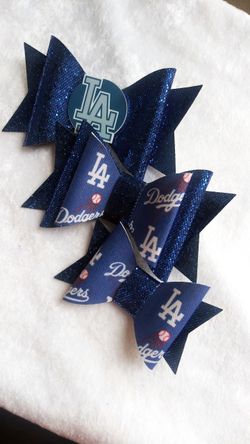 Dodger hair bows