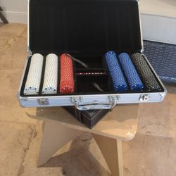 300 Count Poker Chips And Case