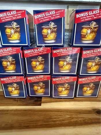 Vintage Seagram’s Golden Quarterback Challenge Glasses